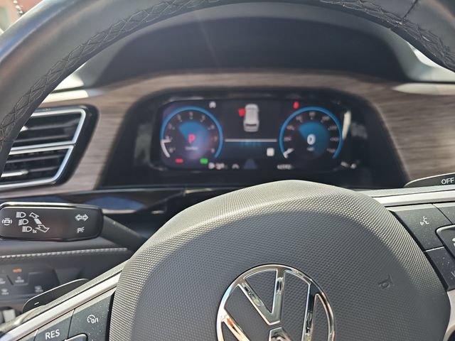 Used 2024 Volkswagen Atlas SEL Premium R-Line AWD/4WD image 12
