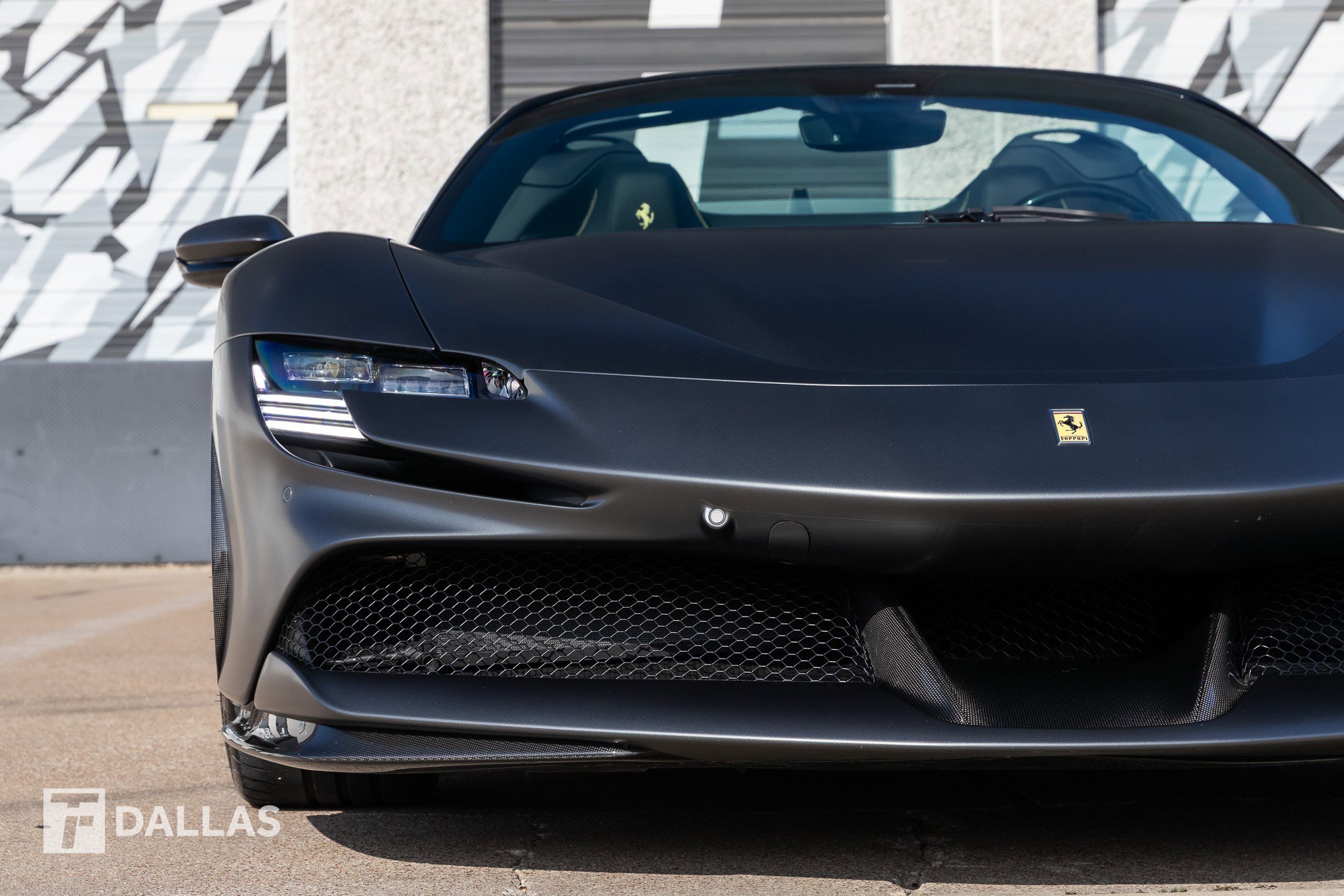Used 2025 Ferrari SF90 Spider Spider image 4