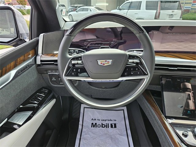 New 2025 Cadillac Escalade ESV Sport Platinum image 14