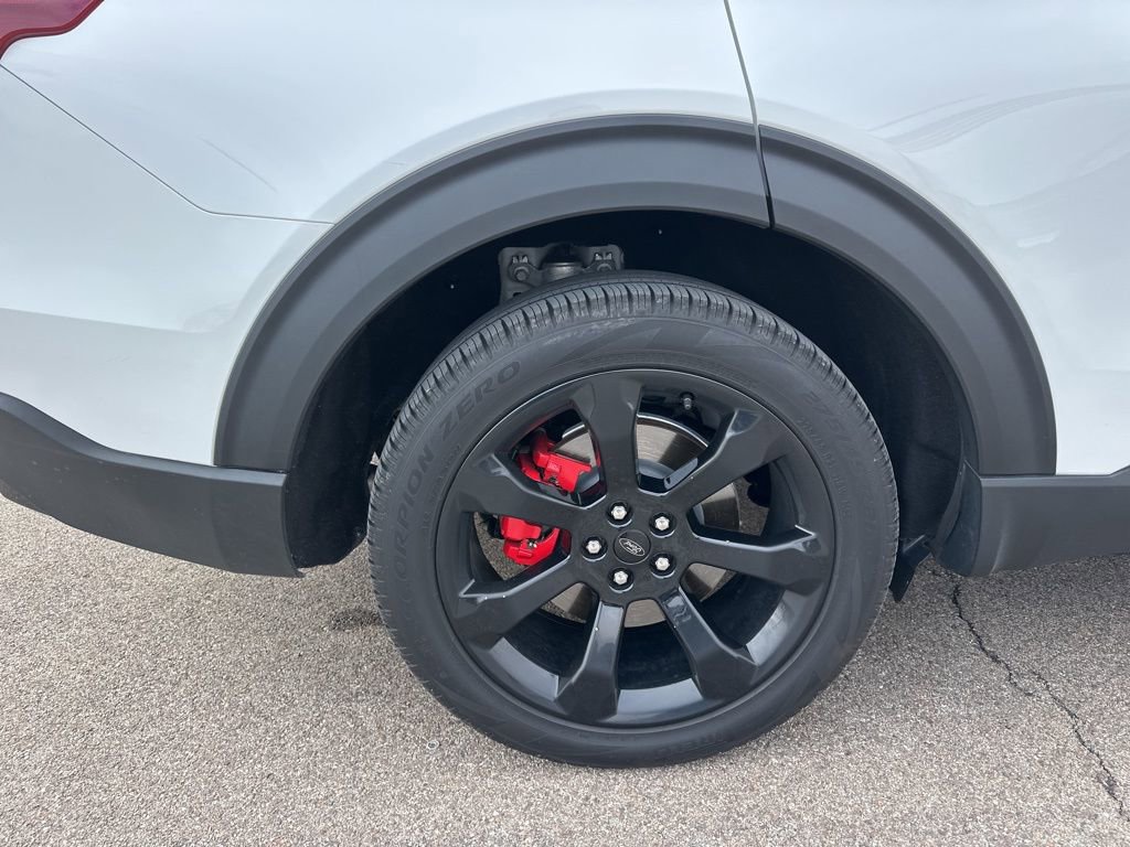 Used 2024 Ford Explorer ST w/ Equipment Group 401A image 7