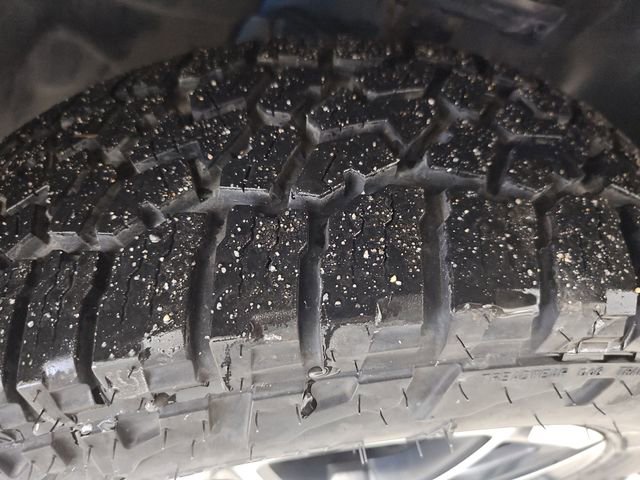 Used 2026 Jeep Compass Trailhawk image 25