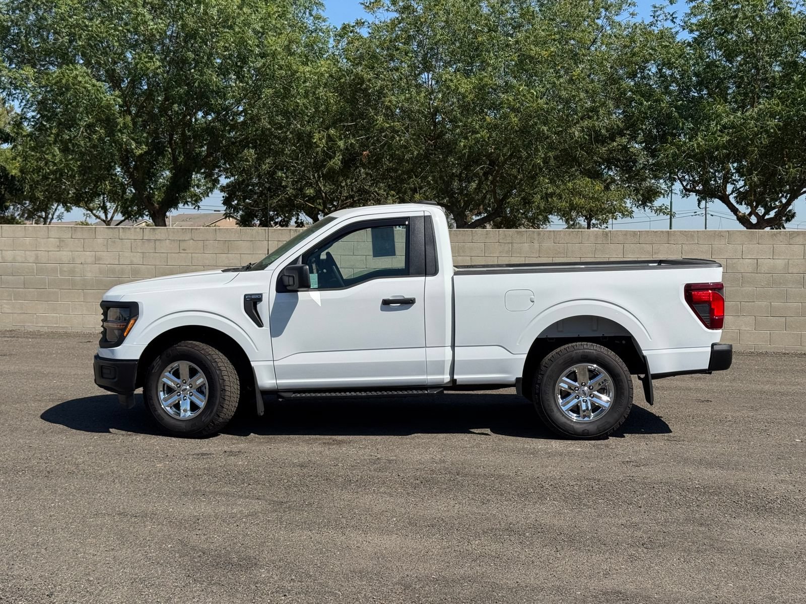 Used 2024 Ford F150 XL RWD image 7