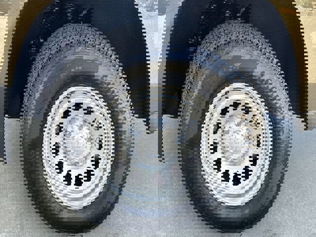 Used 2024 Chevrolet Colorado W/T RWD image 29