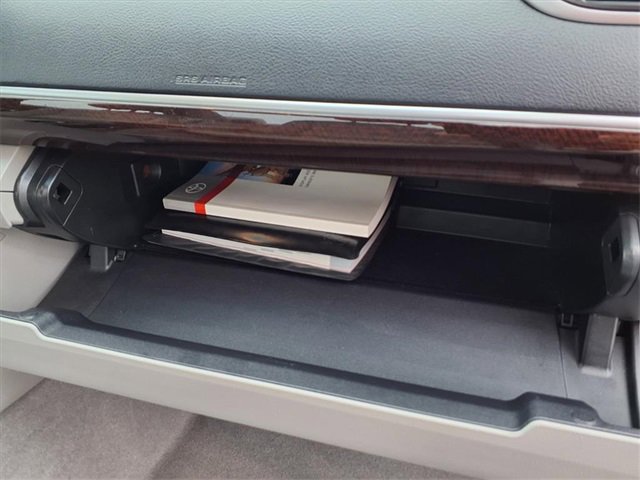 Used 2012 Toyota Camry XLE image 87