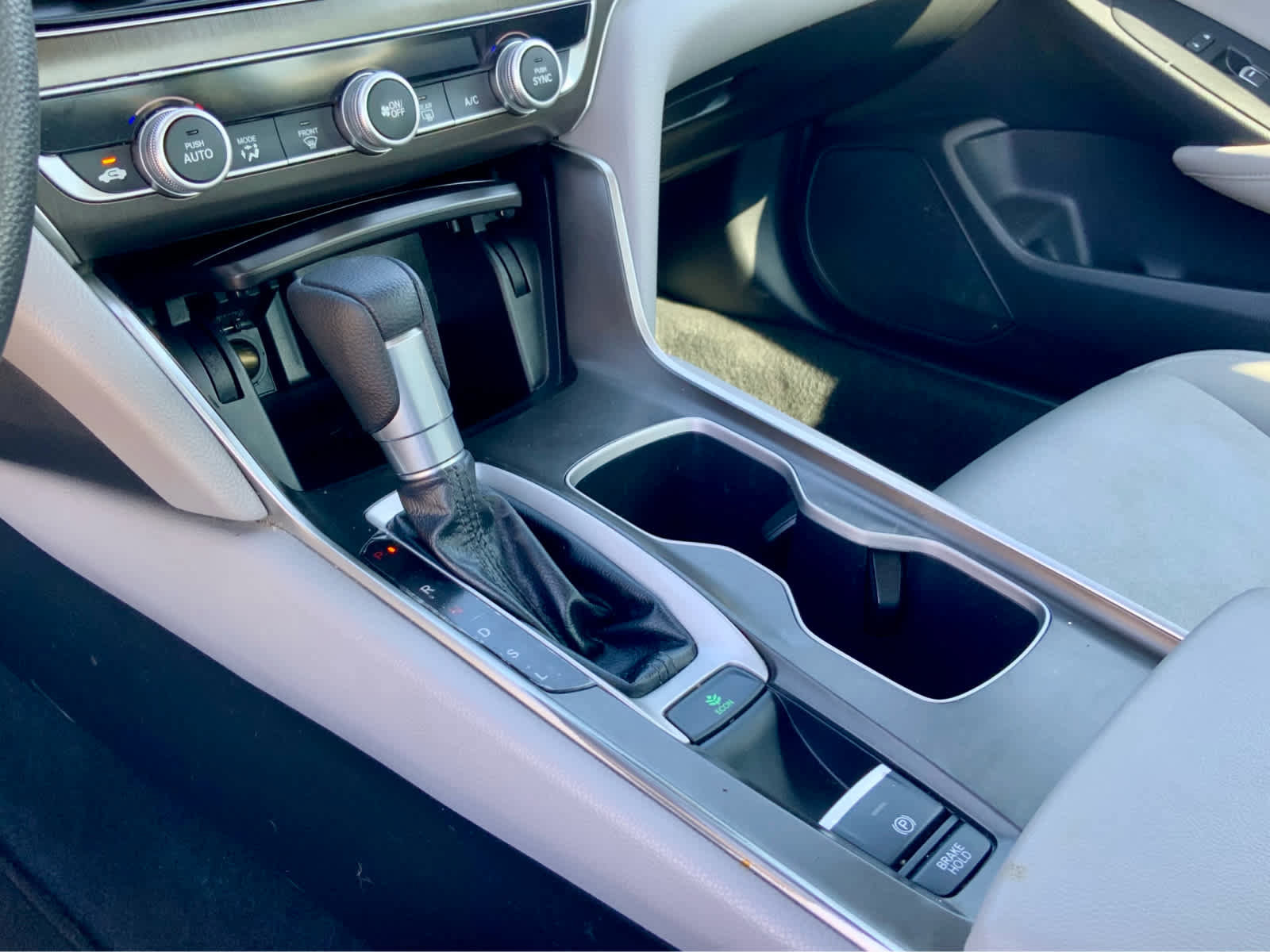 Used 2019 Honda Accord LX image 45