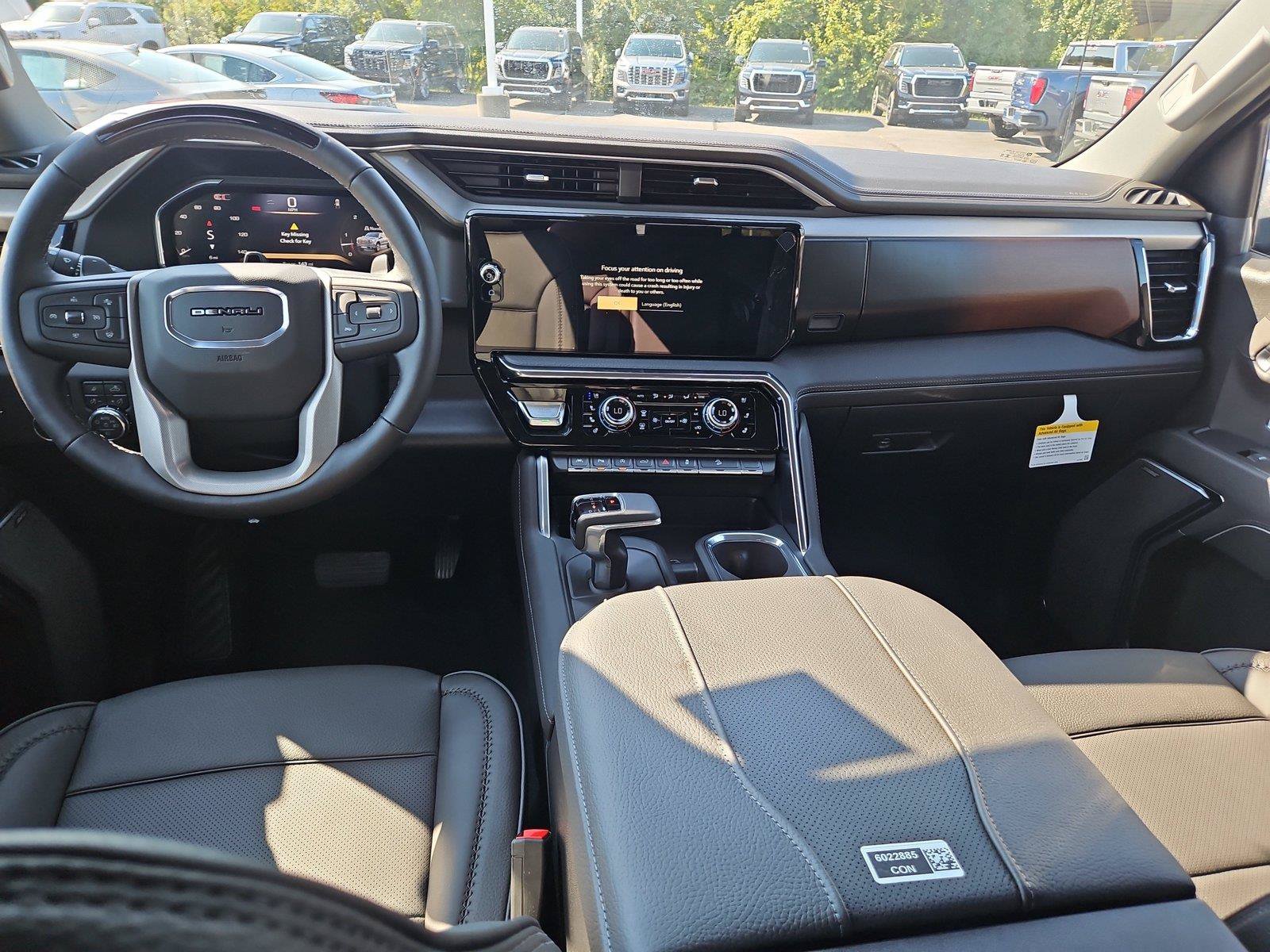New 2026 GMC Sierra 1500 Denali w/ Technology Package AWD/4WD image 8