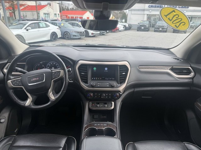 Used 2021 GMC Acadia Denali w/ Denali Ultimate Package image 3
