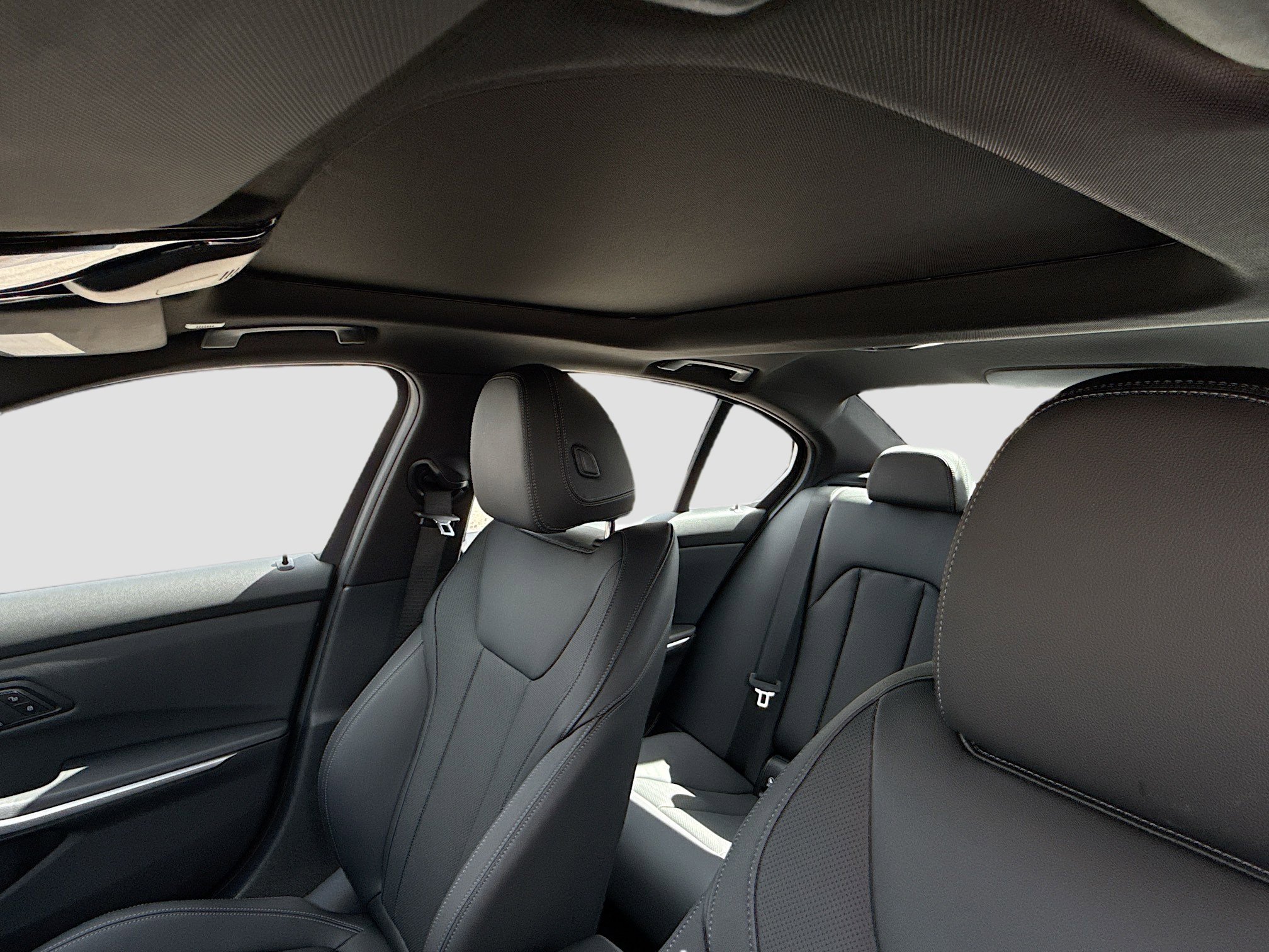 Used 2025 BMW 330i Sedan image 27