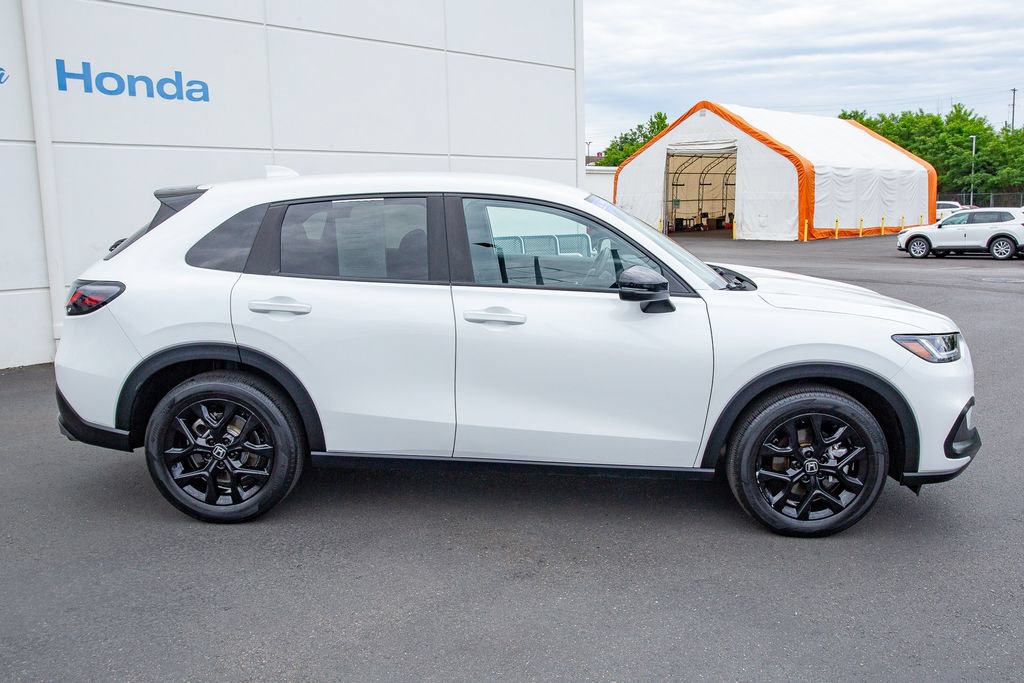 Certified 2023 Honda HR-V Sport image 16