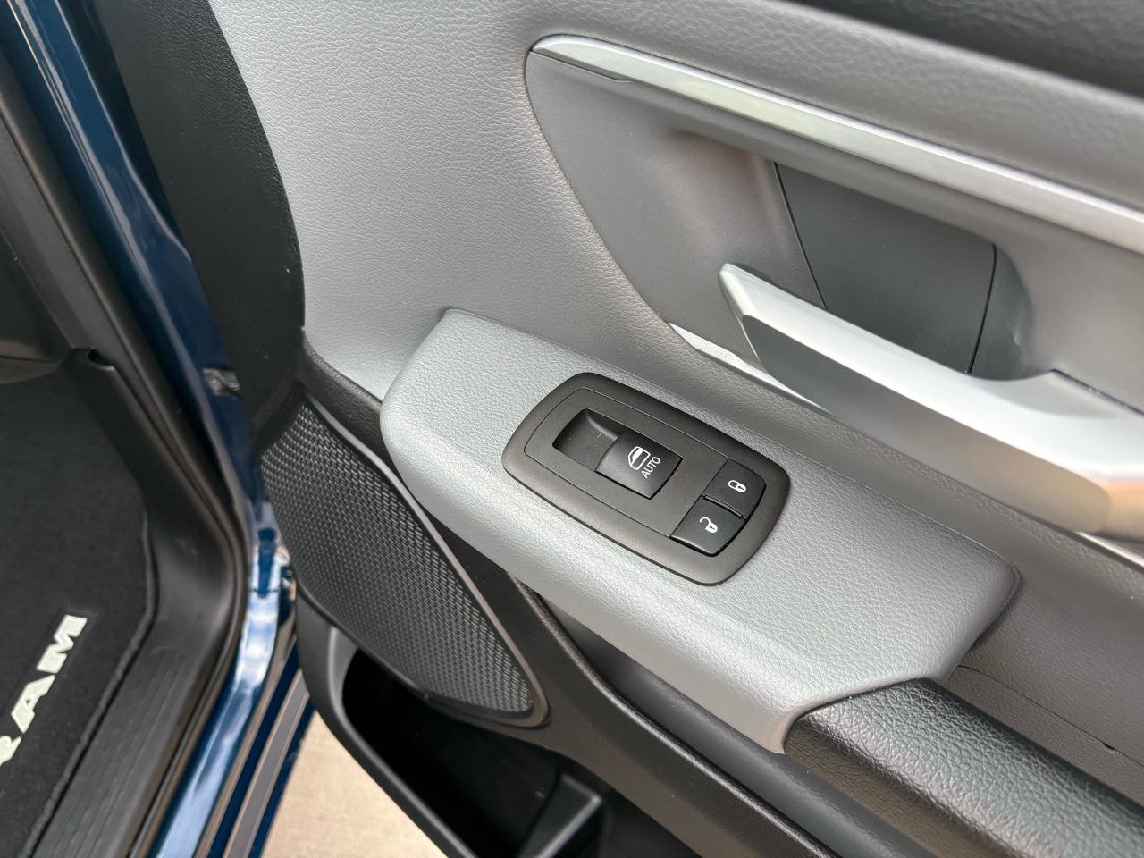 Used 2021 RAM 1500 Big Horn image 45