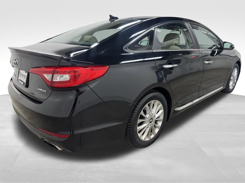 Used 2015 Hyundai Sonata Limited image 9