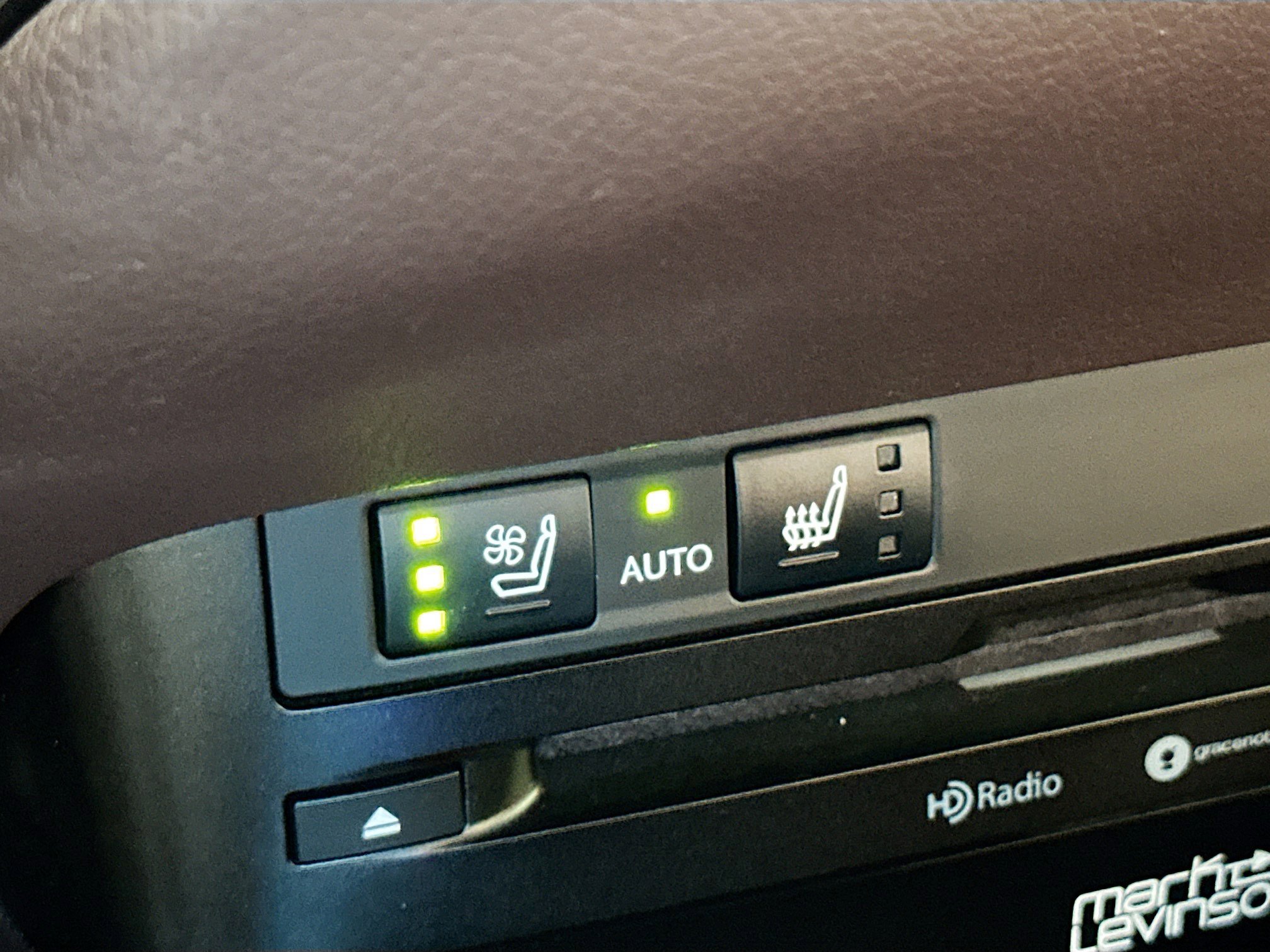 Used 2020 Lexus ES 300h w/ Premium Package FWD image 20