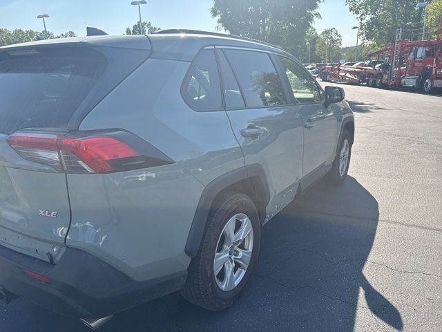 Used 2019 Toyota RAV4 XLE image 8