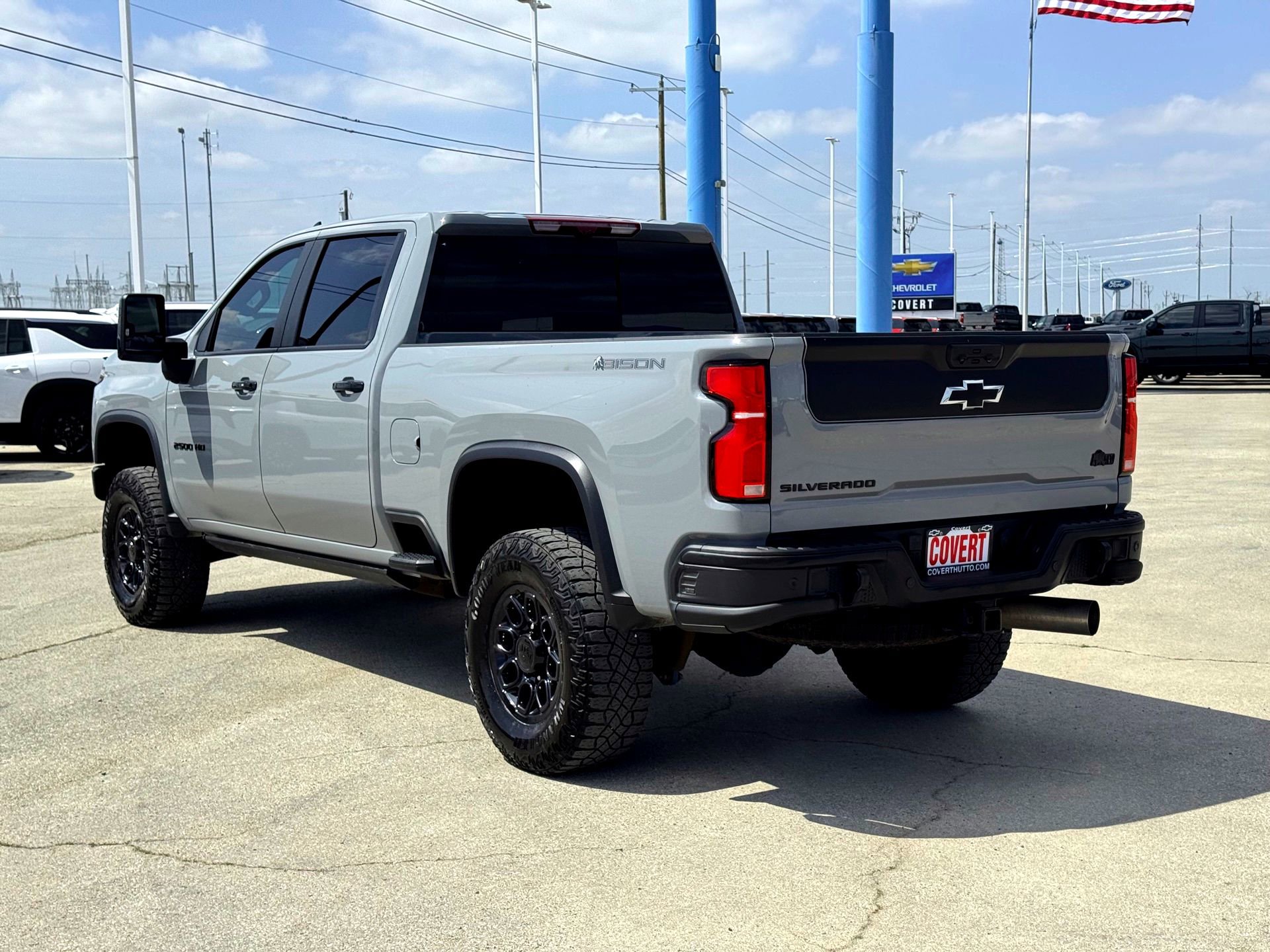 Used 2025 Chevrolet Silverado 2500 ZR2 w/ ZR2 Bison Edition image 11