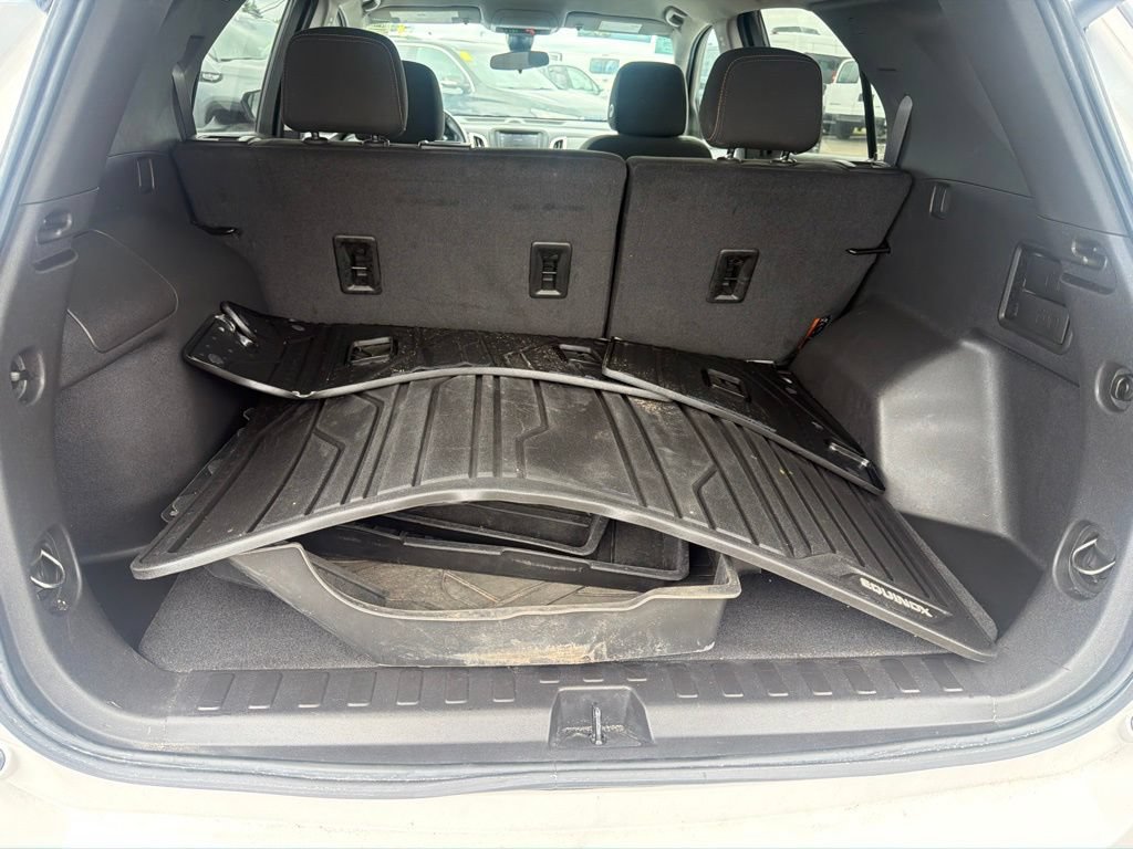 Used 2024 Chevrolet Equinox LT w/ LPO, Floor Liner Package AWD/4WD image 24