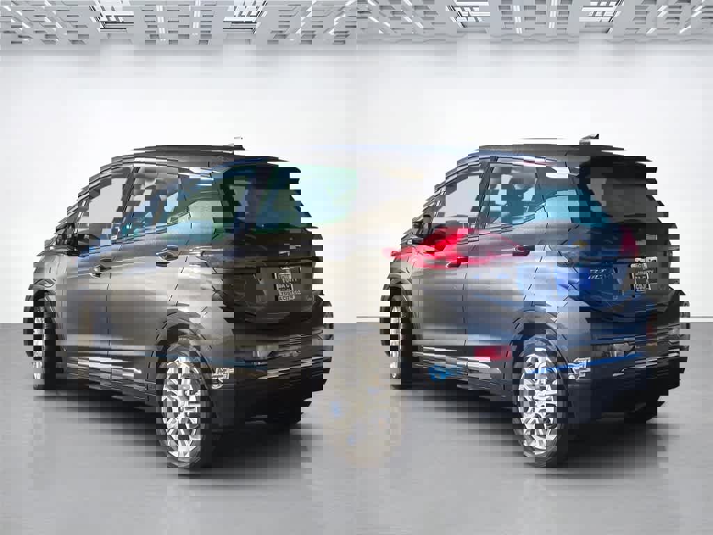 Used 2020 Chevrolet Bolt LT image 4