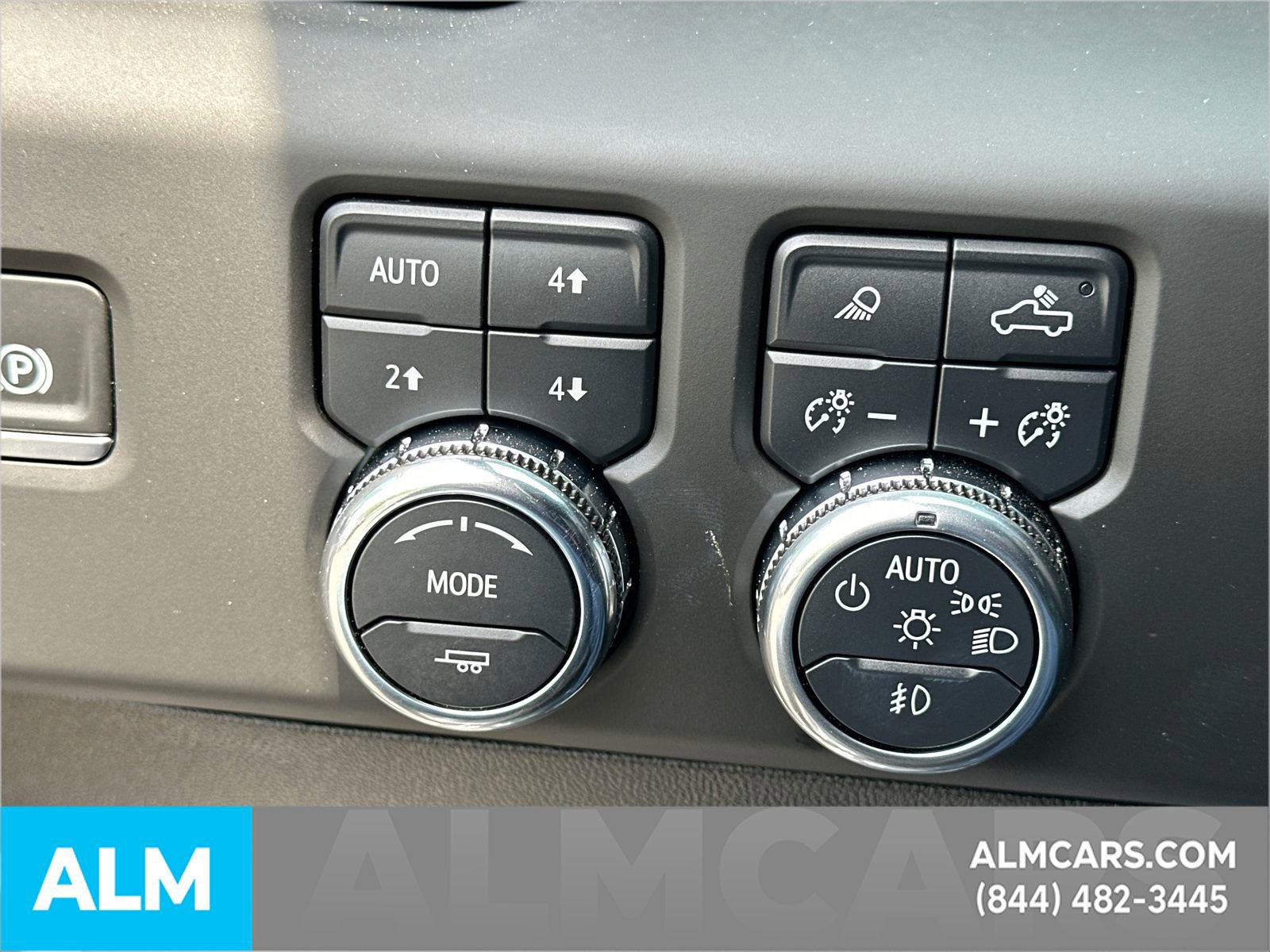 Used 2025 GMC Sierra 1500 AT4 w/ AT4 Premium Package AWD/4WD image 30
