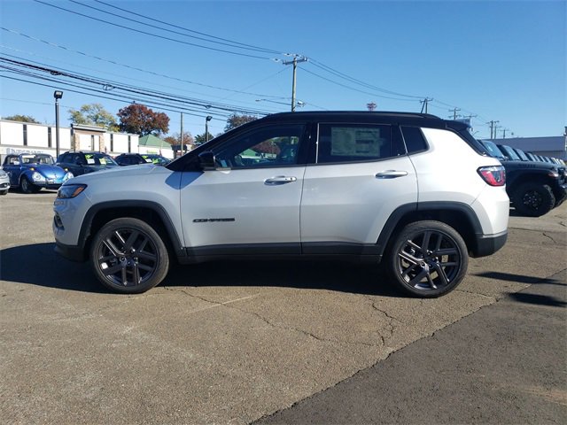 New 2026 Jeep Compass Limited w/ Sun, Sound & Navigation Group image 12