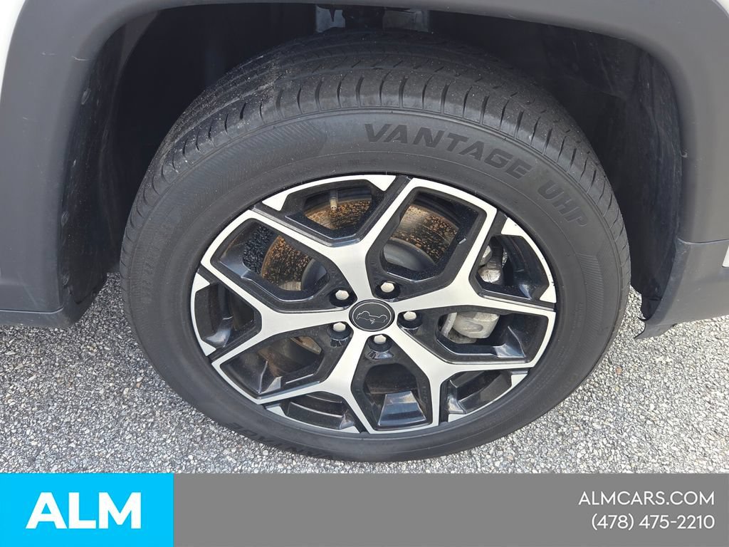 Used 2025 Jeep Compass Limited AWD/4WD image 17