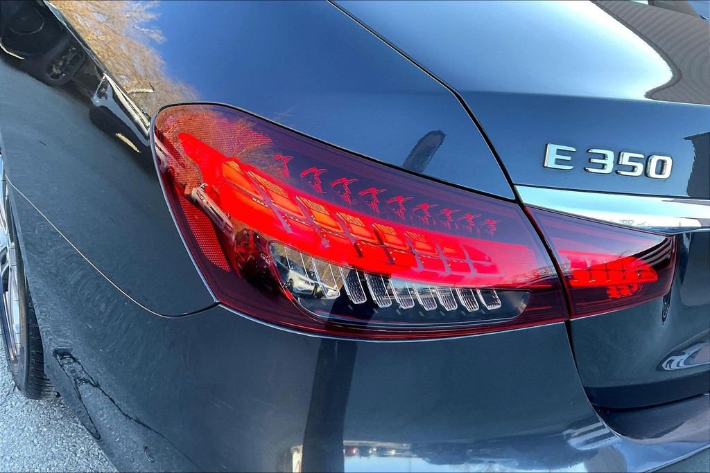 Used 2023 Mercedes-Benz E 350 4MATIC Sedan image 23