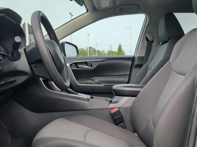 Used 2024 Toyota RAV4 XLE FWD image 13