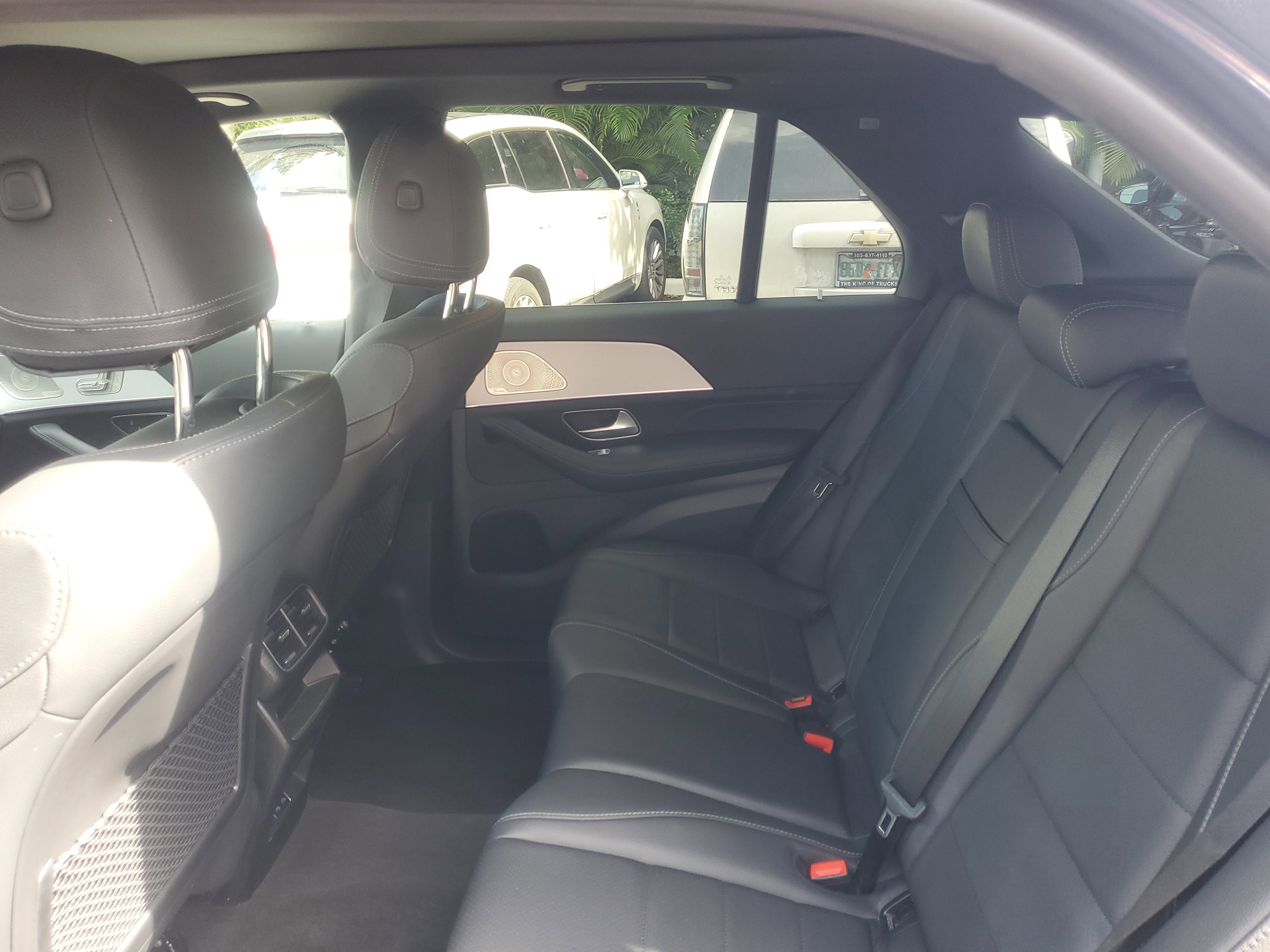 Used 2025 Mercedes-Benz GLE 350 4MATIC image 11