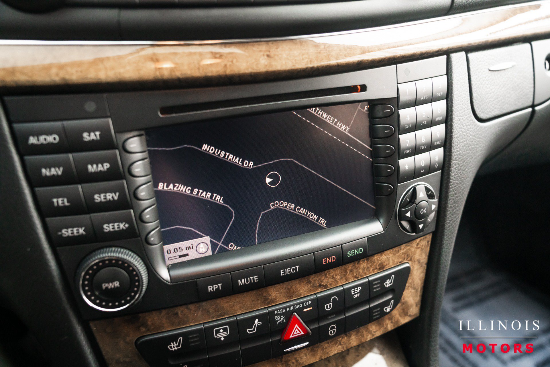 Used 2007 Mercedes-Benz E 550 Sedan image 21