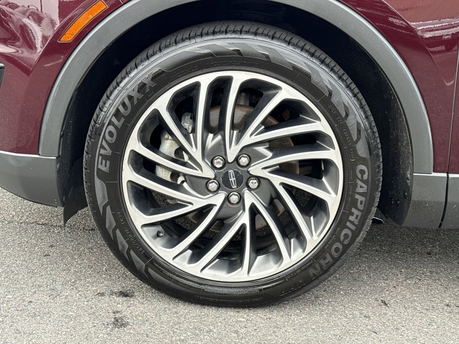 Used 2019 Lincoln Nautilus Reserve AWD/4WD image 12