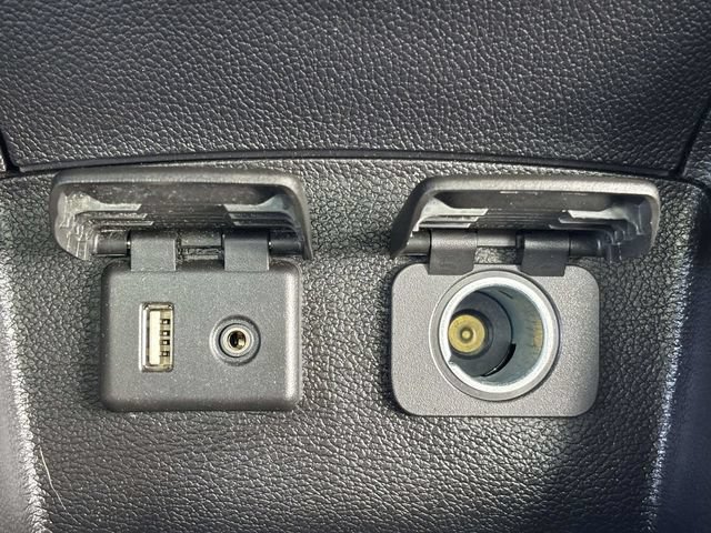 Used 2017 Chevrolet Cruze LT w/ Sun And Sound Package FWD image 20