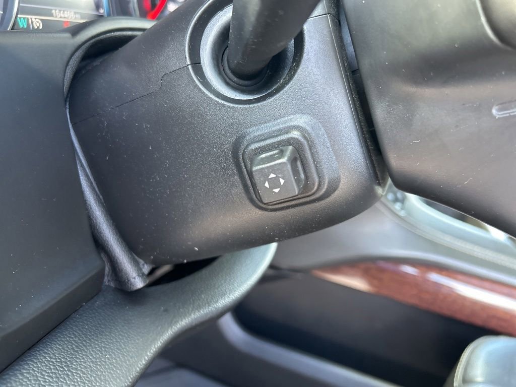 Used 2020 GMC Yukon XL SLT AWD/4WD image 23