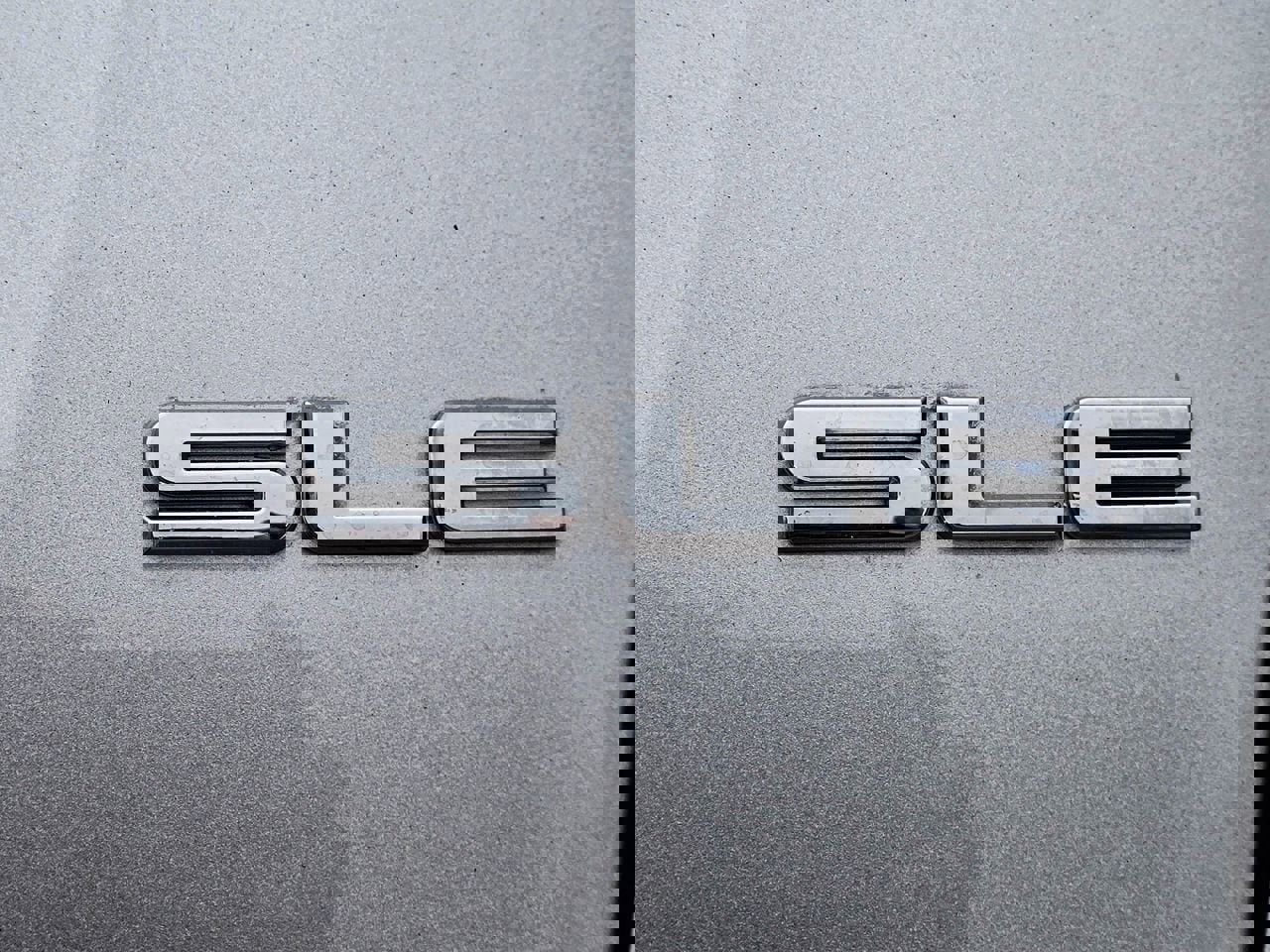 Used 2019 GMC Acadia SLE w/ LPO, Floor Liner Package image 9