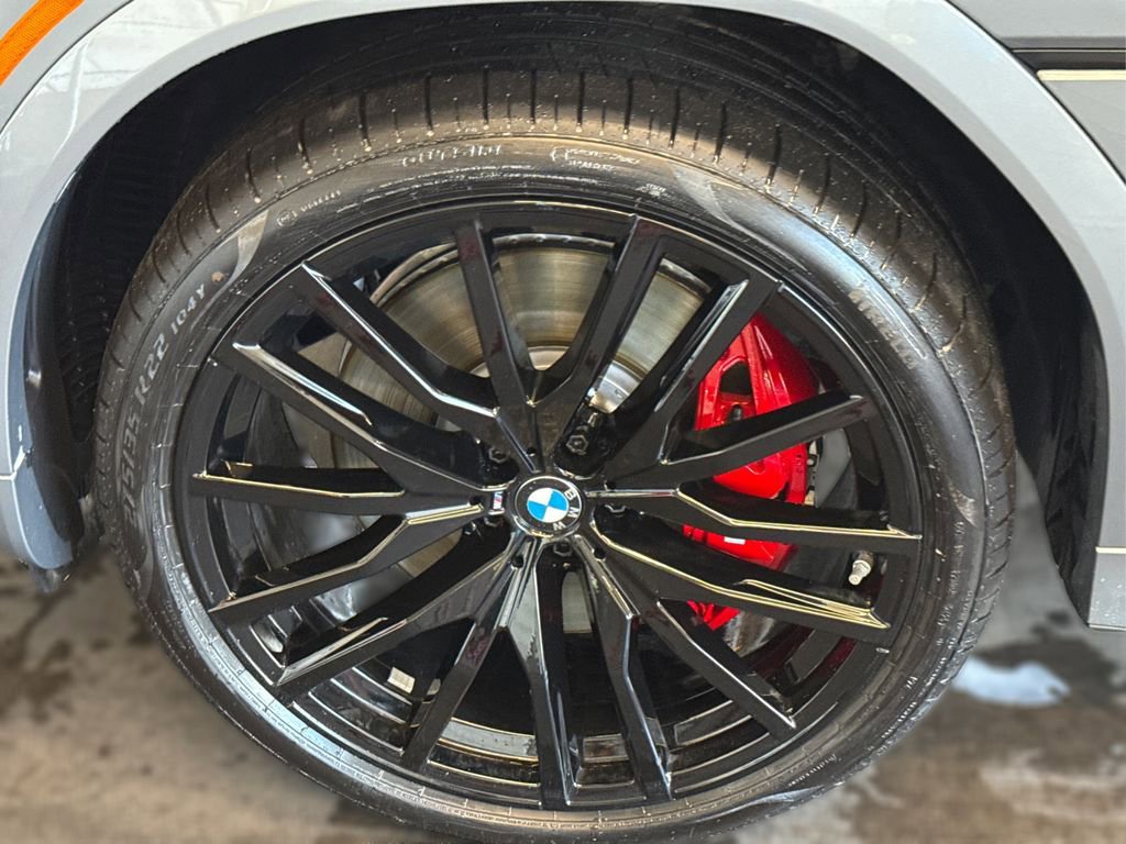 New 2026 BMW X6 M60i w/ Executive Package image 15