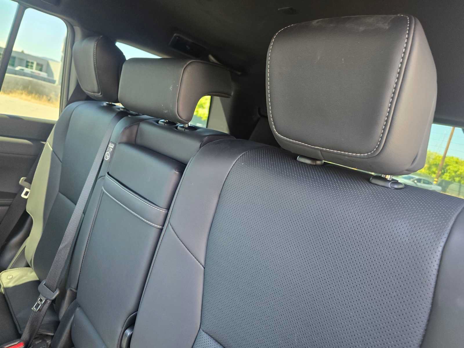 Used 2025 Lexus GX 550 w/ Cold Area Package AWD/4WD image 18