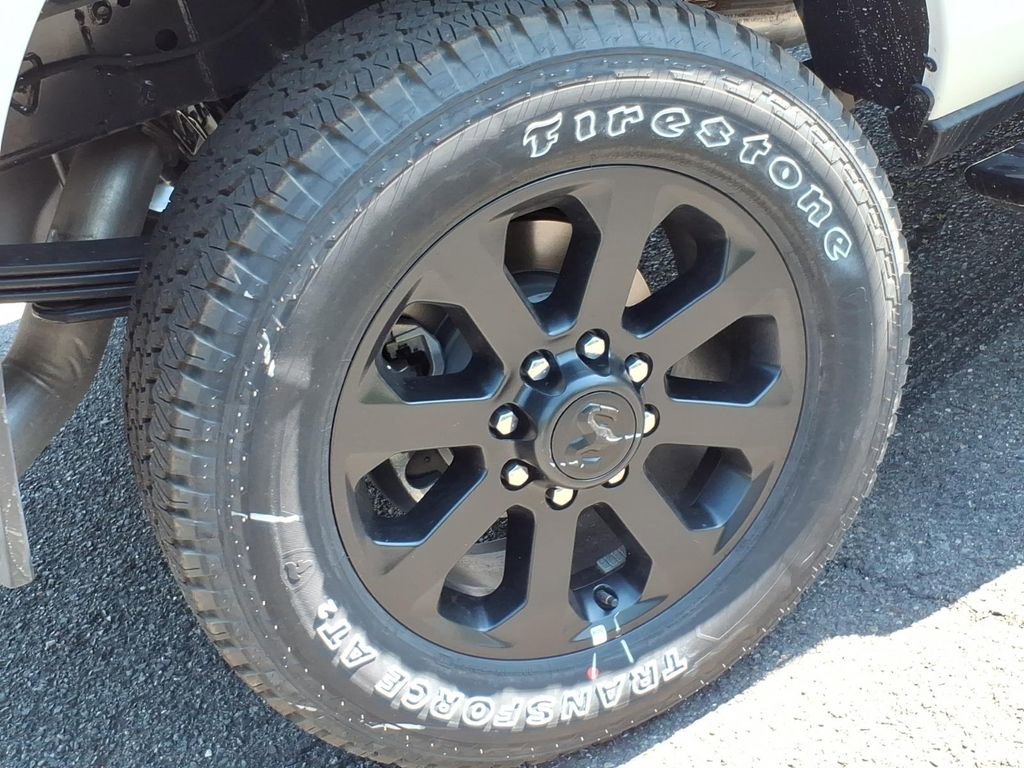 New 2026 RAM 3500 Laramie AWD/4WD image 7