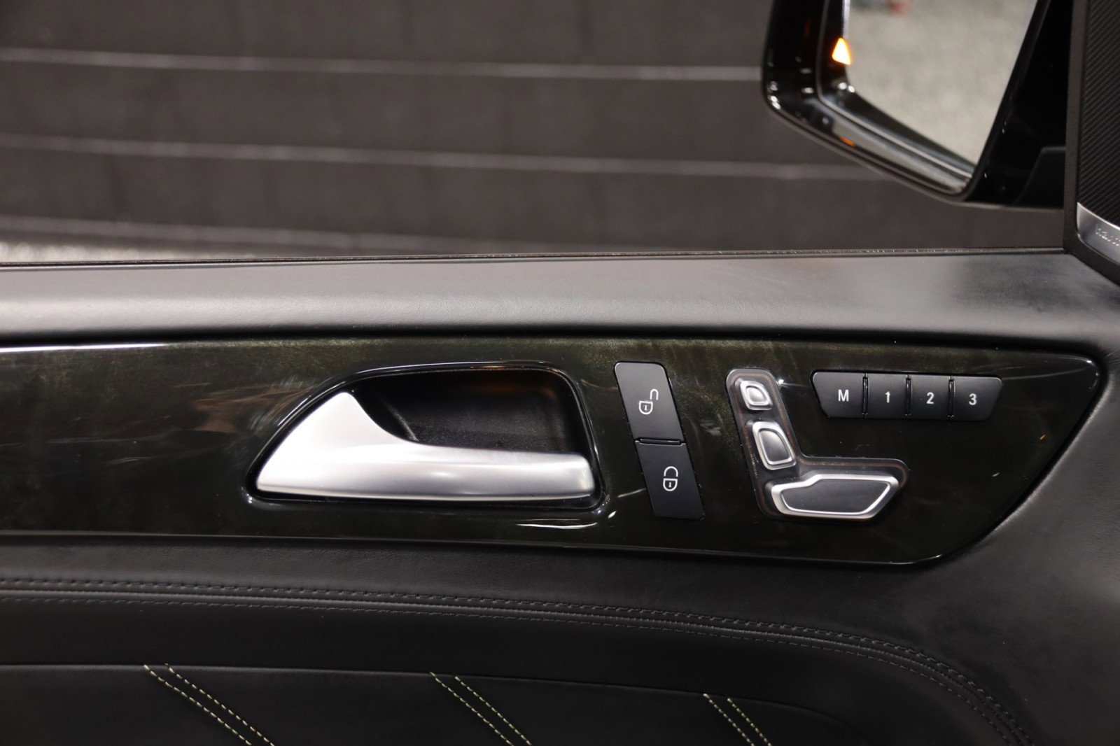 Used 2019 Mercedes-Benz GLS 63 AMG 4MATIC w/ AMG Night Styling Package image 65