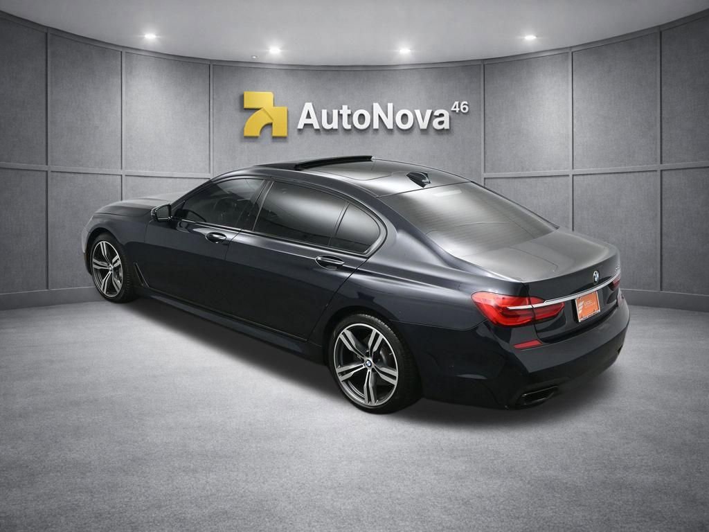 Used 2019 BMW 750i image 54