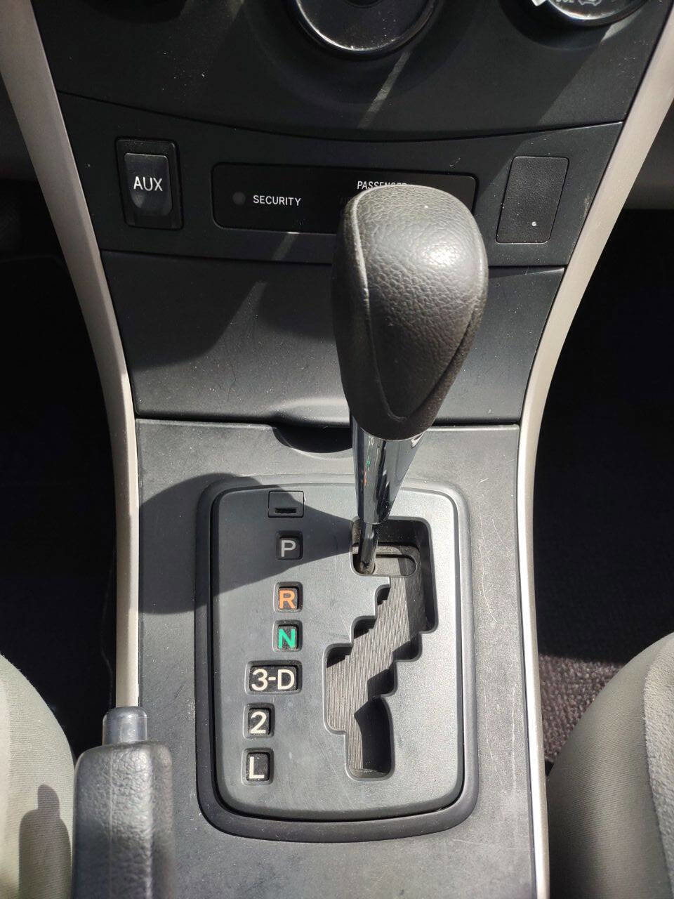 Used 2009 Toyota Corolla LE FWD image 14