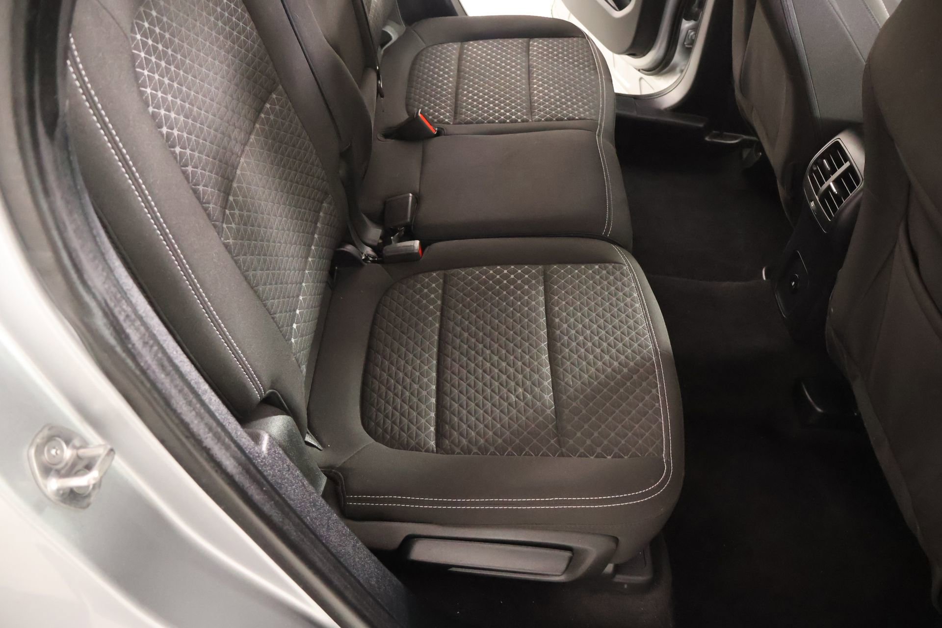 Used 2023 Ford Escape Active w/ Cold Weather Package image 14