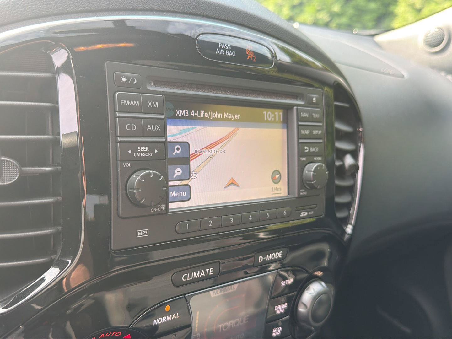 Used 2013 Nissan Juke NISMO FWD image 25