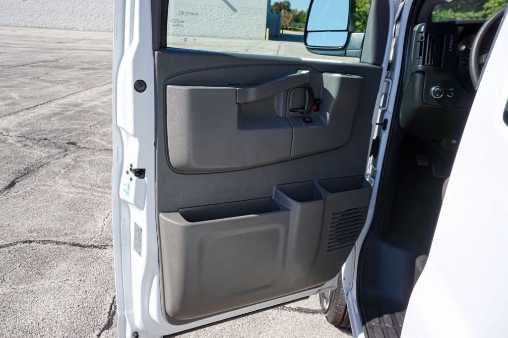 Used 2017 Chevrolet Express 3500 LT w/ LT Preferred Equipment Group RWD image 44