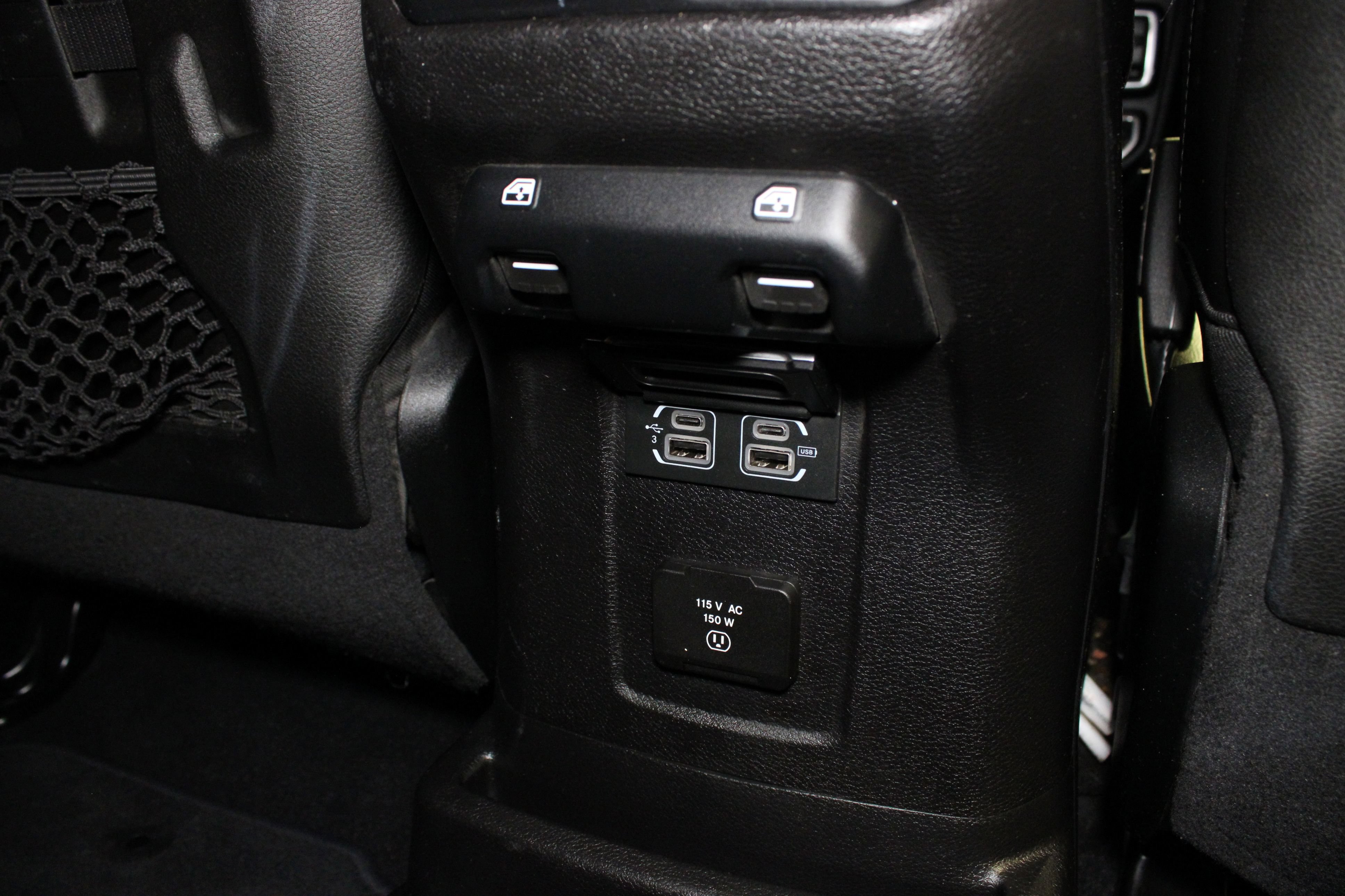 Used 2018 Jeep Wrangler Unlimited Rubicon AWD/4WD image 18