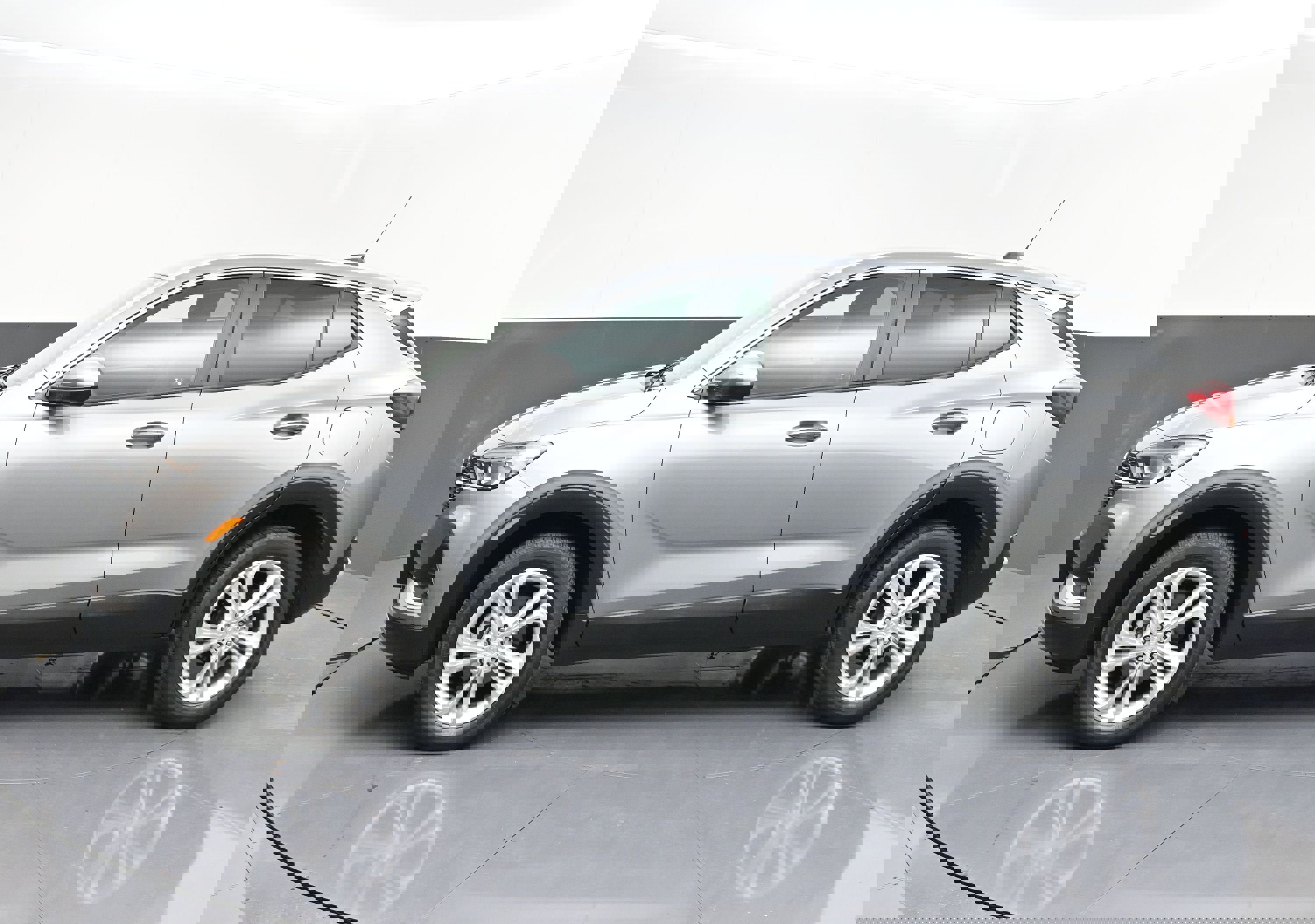 Used 2023 Buick Encore GX Preferred w/ Cold Weather Comfort Package image 4