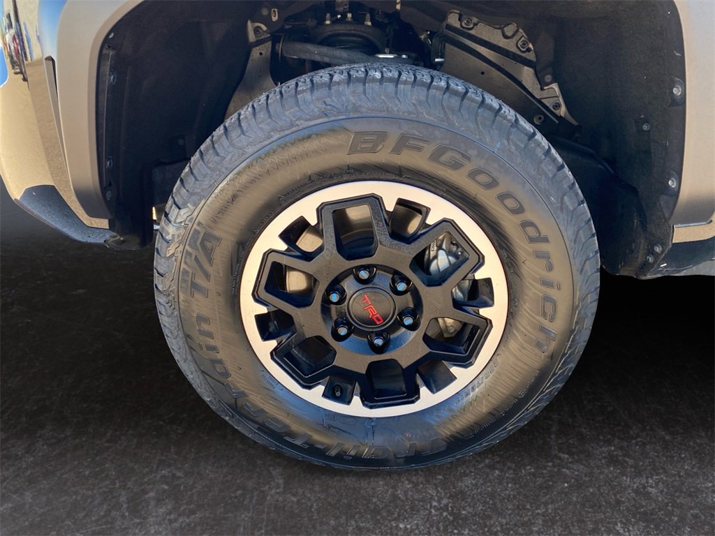 Used 2024 Toyota Tacoma TRD Off-Road image 14