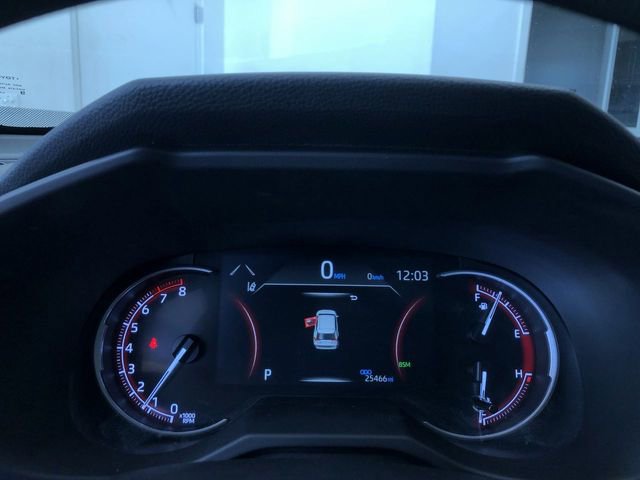 Certified 2025 Toyota RAV4 XLE w/ Convenience Package image 30