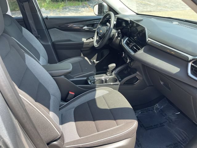 Used 2026 Chevrolet TrailBlazer LT FWD image 17