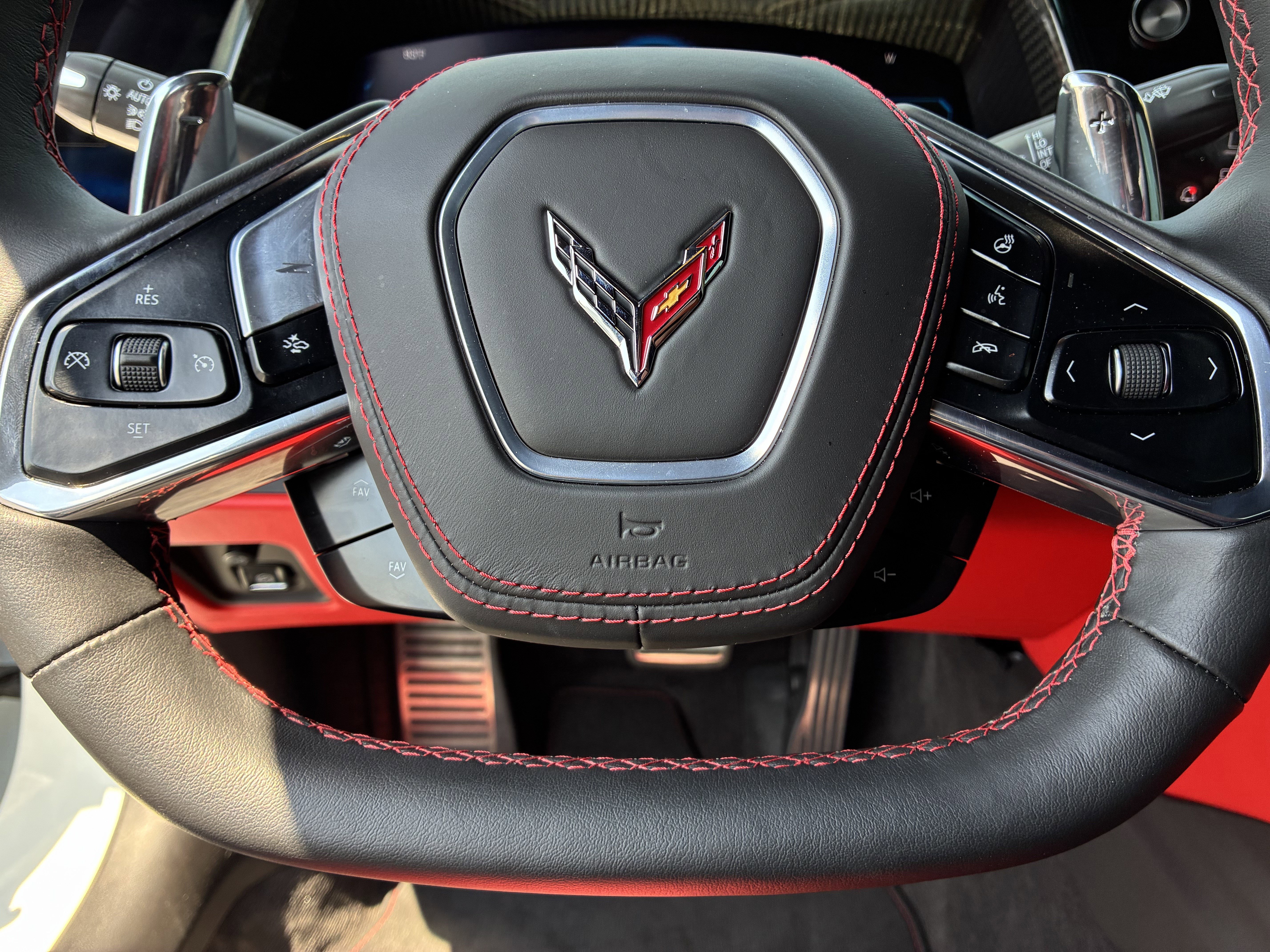 Used 2026 Chevrolet Corvette Stingray Premium Conv w/ Z51 Performance Package RWD image 22