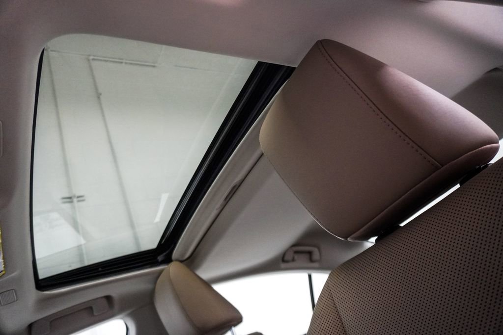 Used 2019 Lexus ES 350 w/ Premium Package FWD image 8