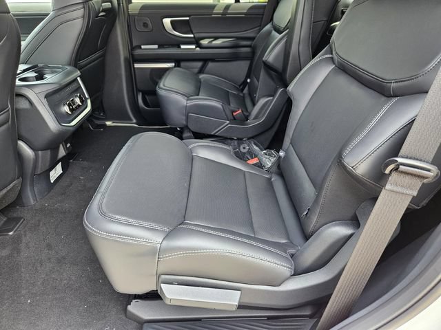 New 2027 Ford Expedition Platinum w/ Stealth Appearance Package AWD/4WD image 17