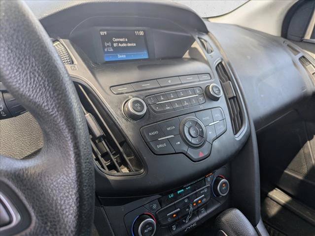 Used 2018 Ford Focus SE FWD image 11