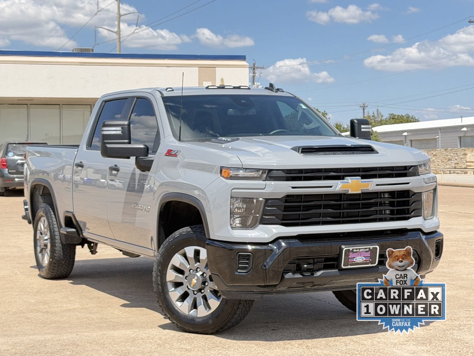 Used 2024 Chevrolet Silverado 2500 Custom w/ Custom Value Package AWD/4WD video 1
